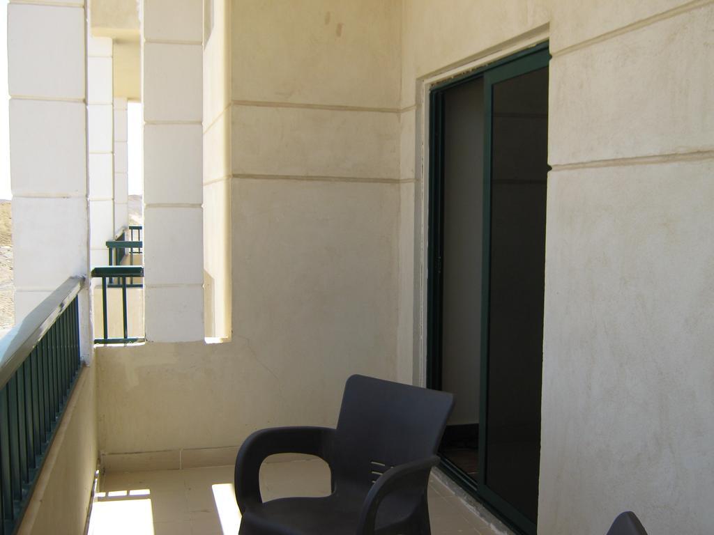 شقة Ambassador House مرسى علم المظهر الخارجي الصورة